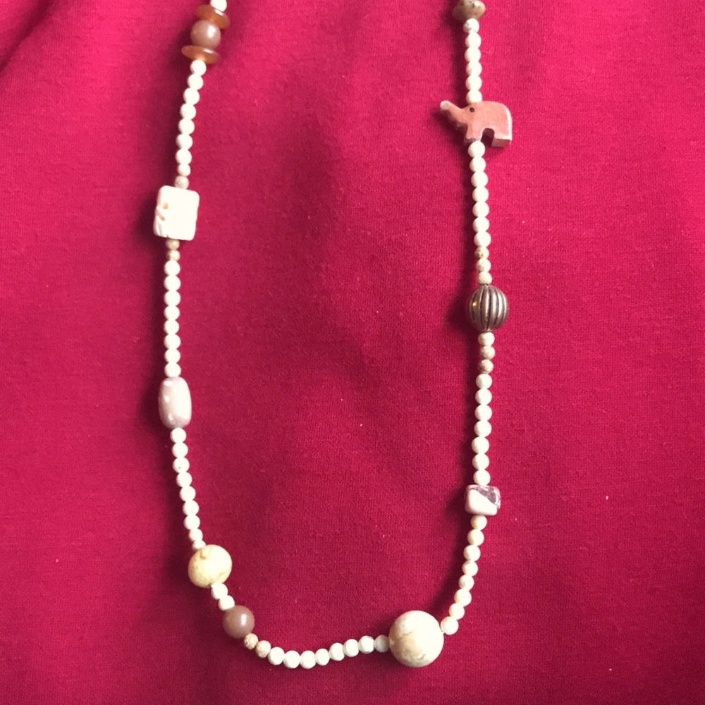 Bead necklace
